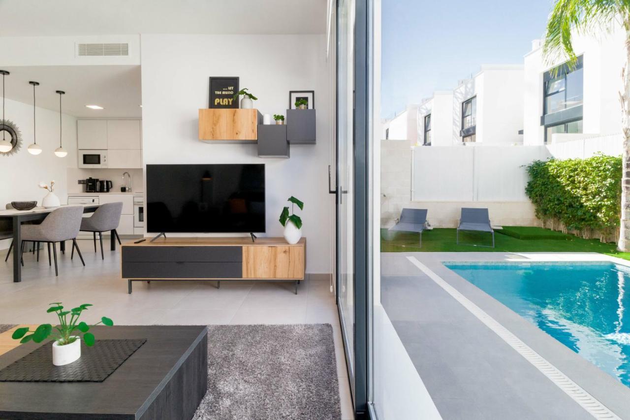 High Tech Villa Navia Spanien Orihuela Exterior photo